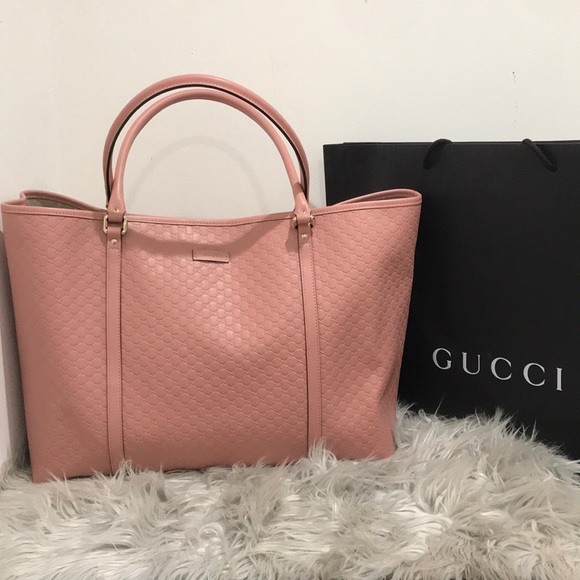 Gucci Handbags - Gucci tote